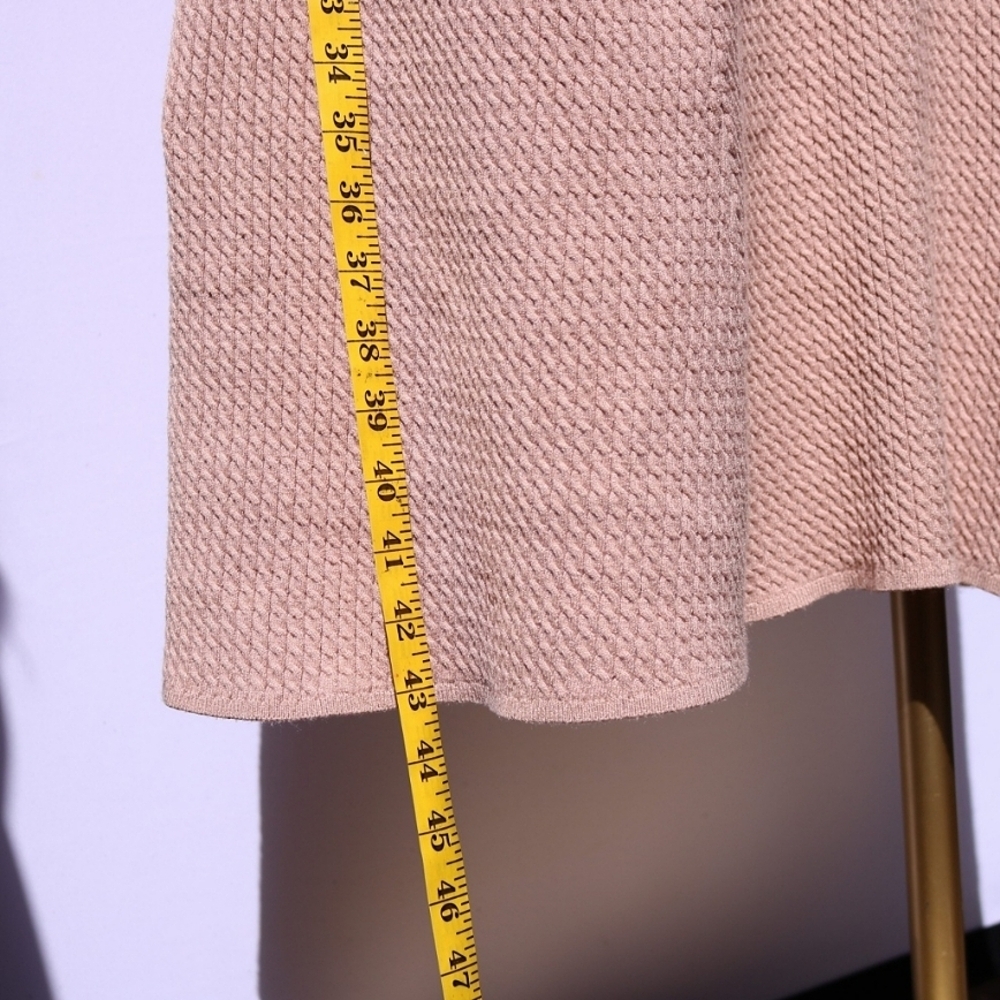 Cute and Comfortable Weworewhat Scoop Knit Sweaterdress, size Small in Beige - Picture 6 of 9